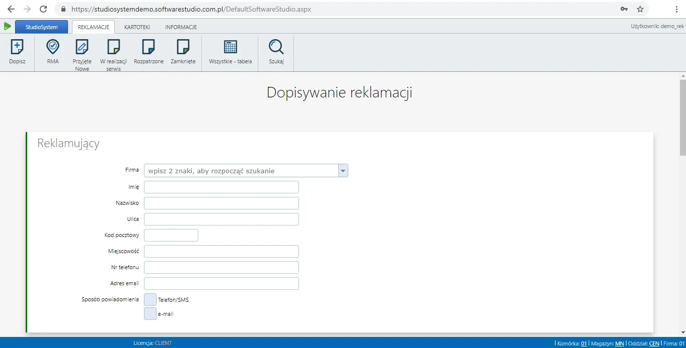 Pusty formularz Dopisywanie reklamacji w starszym interfejsie z polami reklamującego w oknie przeglądarki Chrome